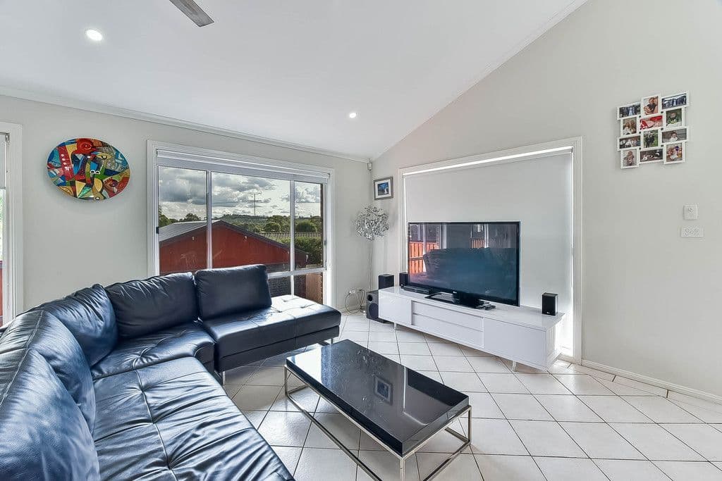 36 Glen Alpine Drive, Glen Alpine - Thumbnail 4