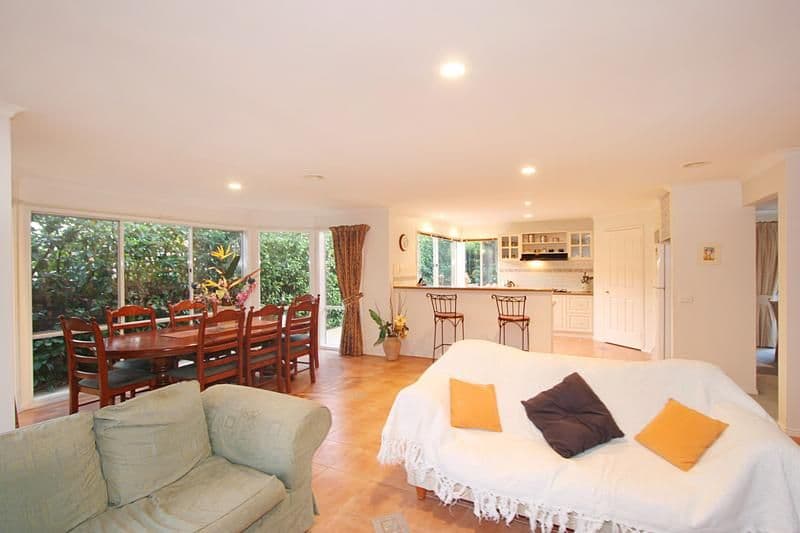 3 Kinrade Street, Hughesdale VIC 3166, Hughesdale - Thumbnail 2