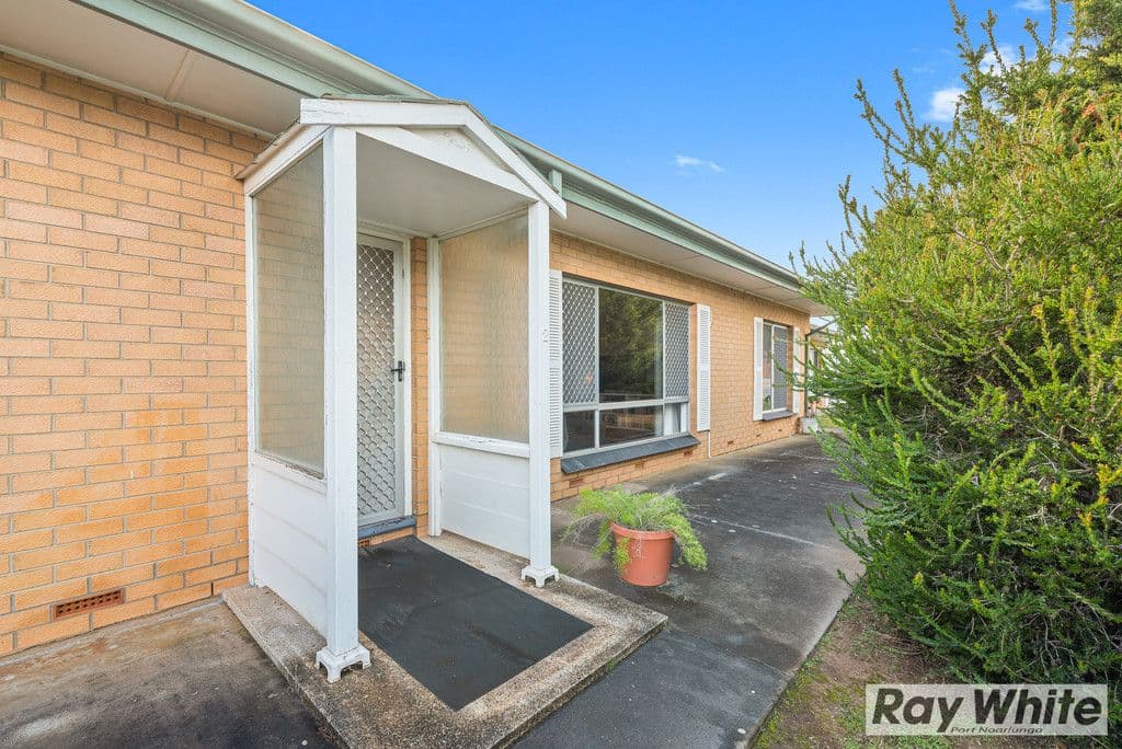 Unit 2, 1 Clovelly Avenue, Christies Beach SA 5165, Christies Beach - Thumbnail 2
