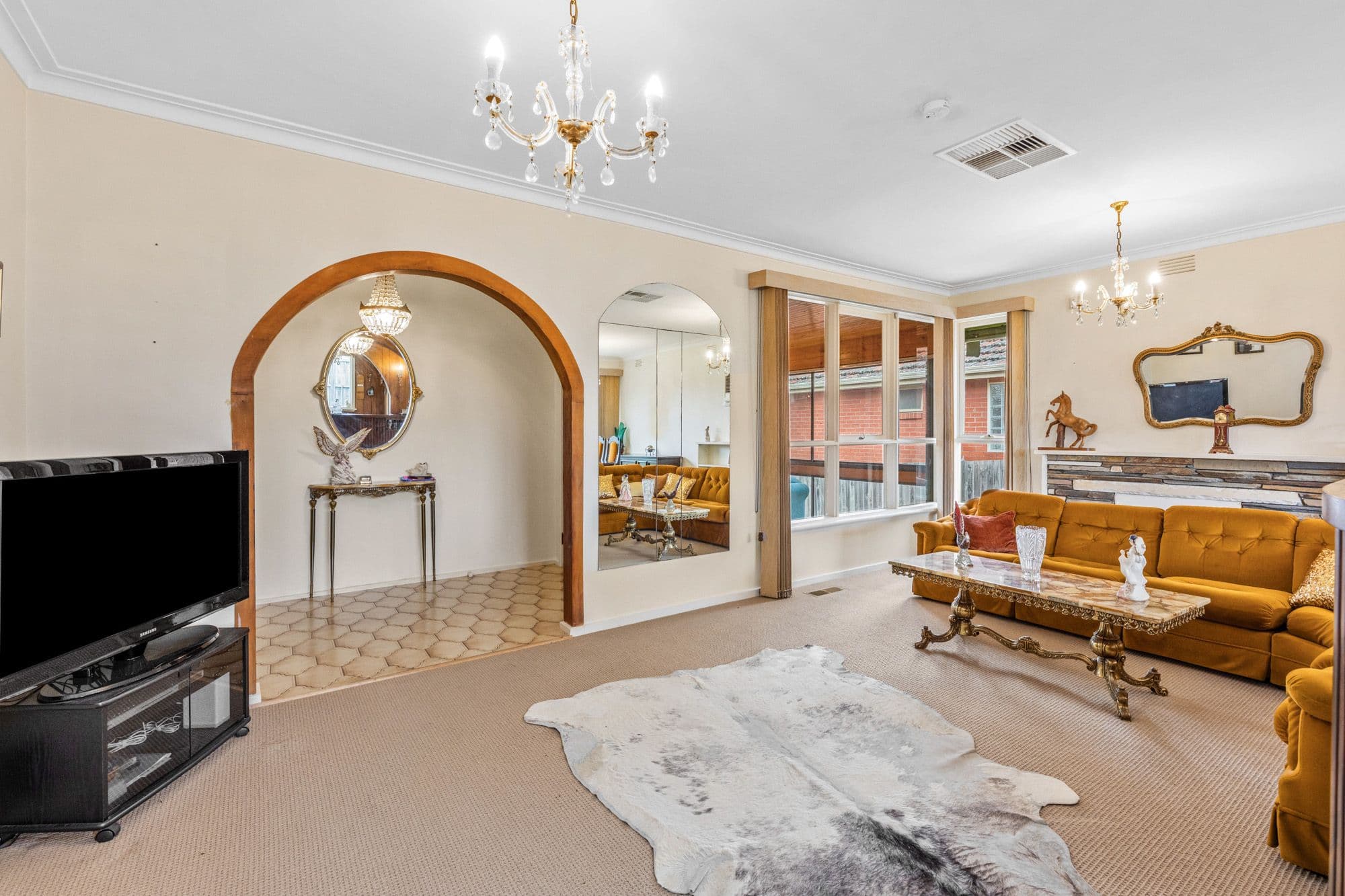 20 Lorraine Drive, Burwood East VIC 3151, Burwood East - Thumbnail 4