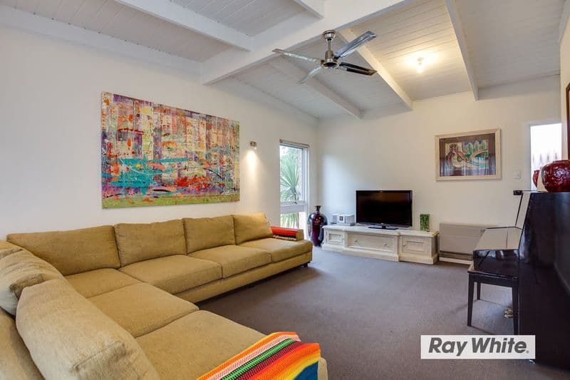 68 Valley Drive, RYE VIC 3941, Rye - Thumbnail 2