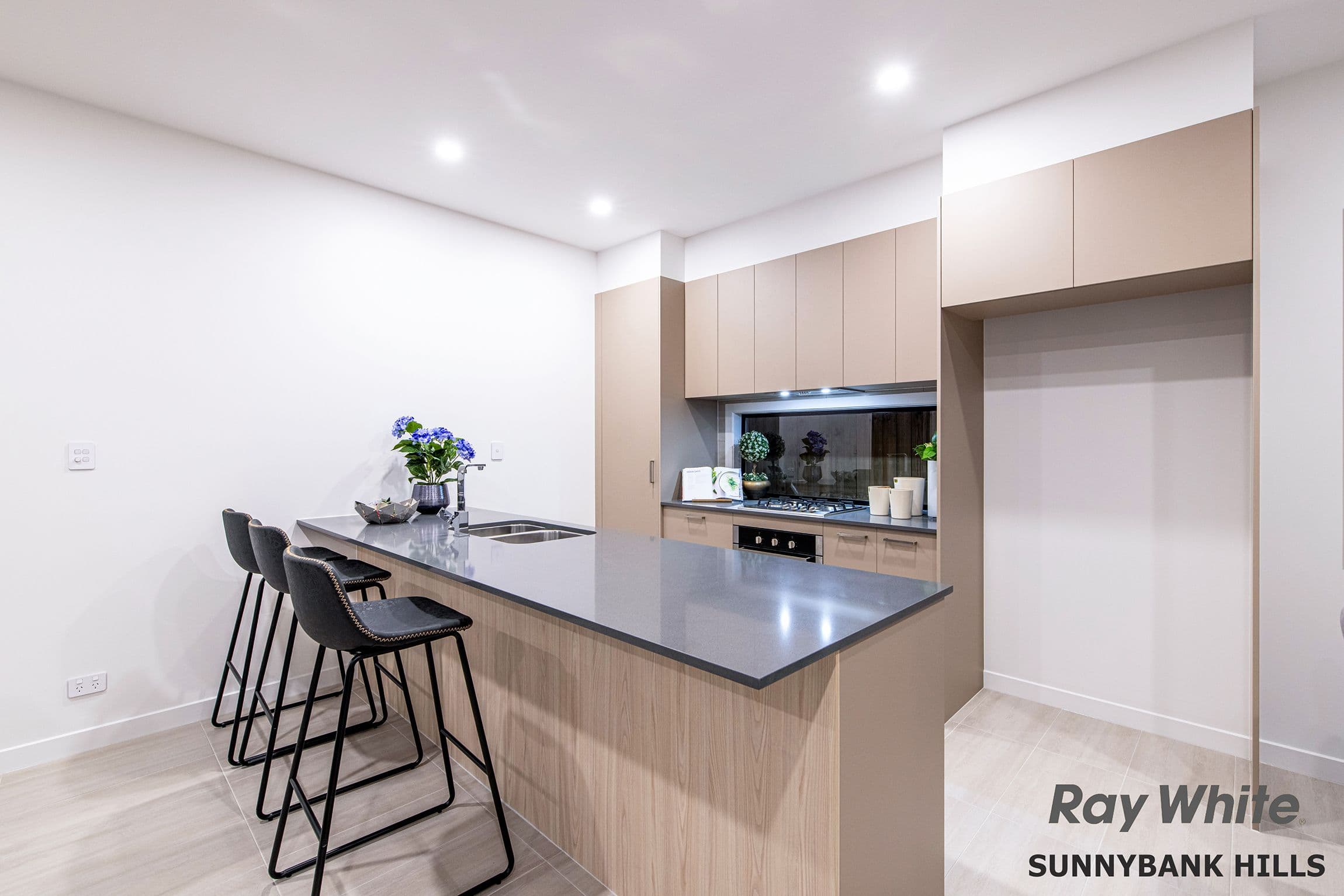 10 Perring Crescent, Rochedale QLD 4123, Rochedale - Thumbnail 5