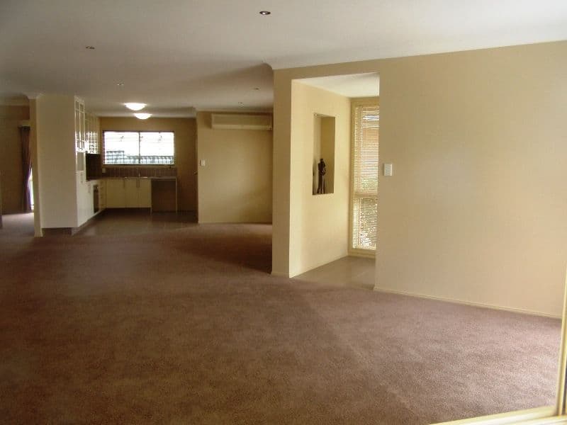 15 Birkdale Street, ROBINA QLD 4226, Robina - Thumbnail 4