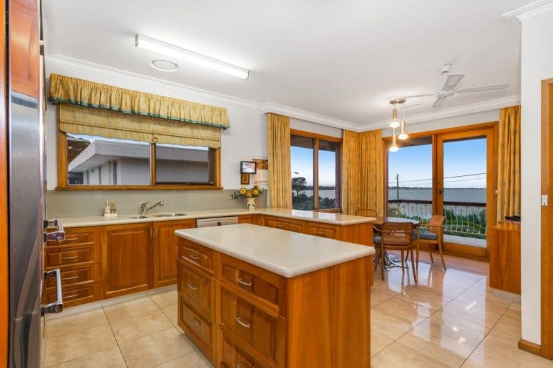 481 Beach Road, Beaumaris VIC 3193, Beaumaris - Thumbnail 4