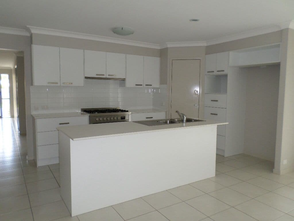 Augustine Heights QLD 4300, Augustine Heights - Thumbnail 2