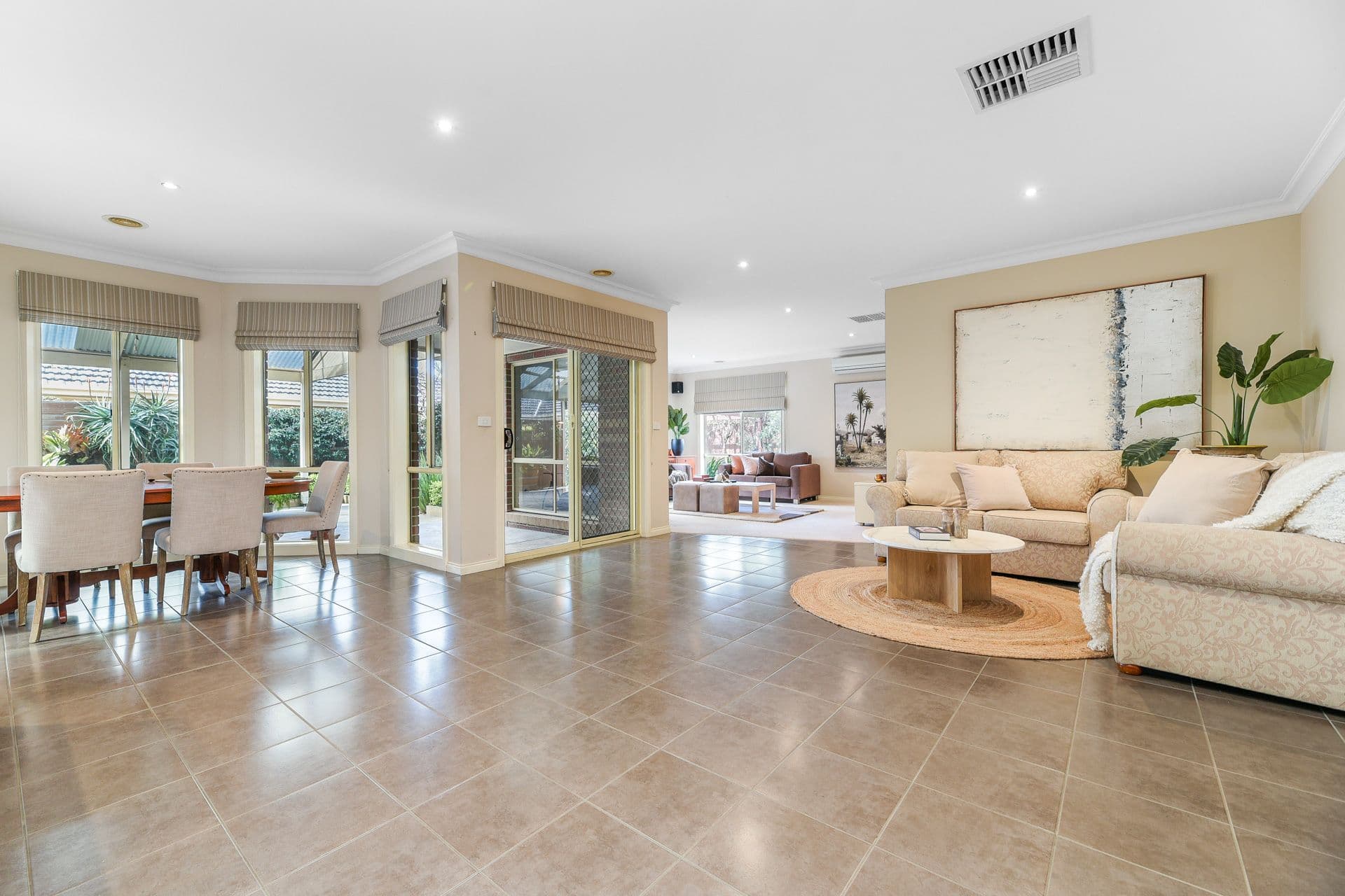 81 Fairholme Boulevard, Berwick VIC 3806, Berwick - Thumbnail 5