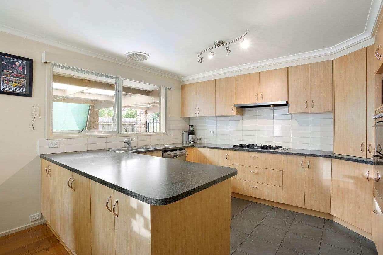 37 Frognal Drive, NOBLE PARK NORTH VIC 3174, Noble Park North - Thumbnail 3