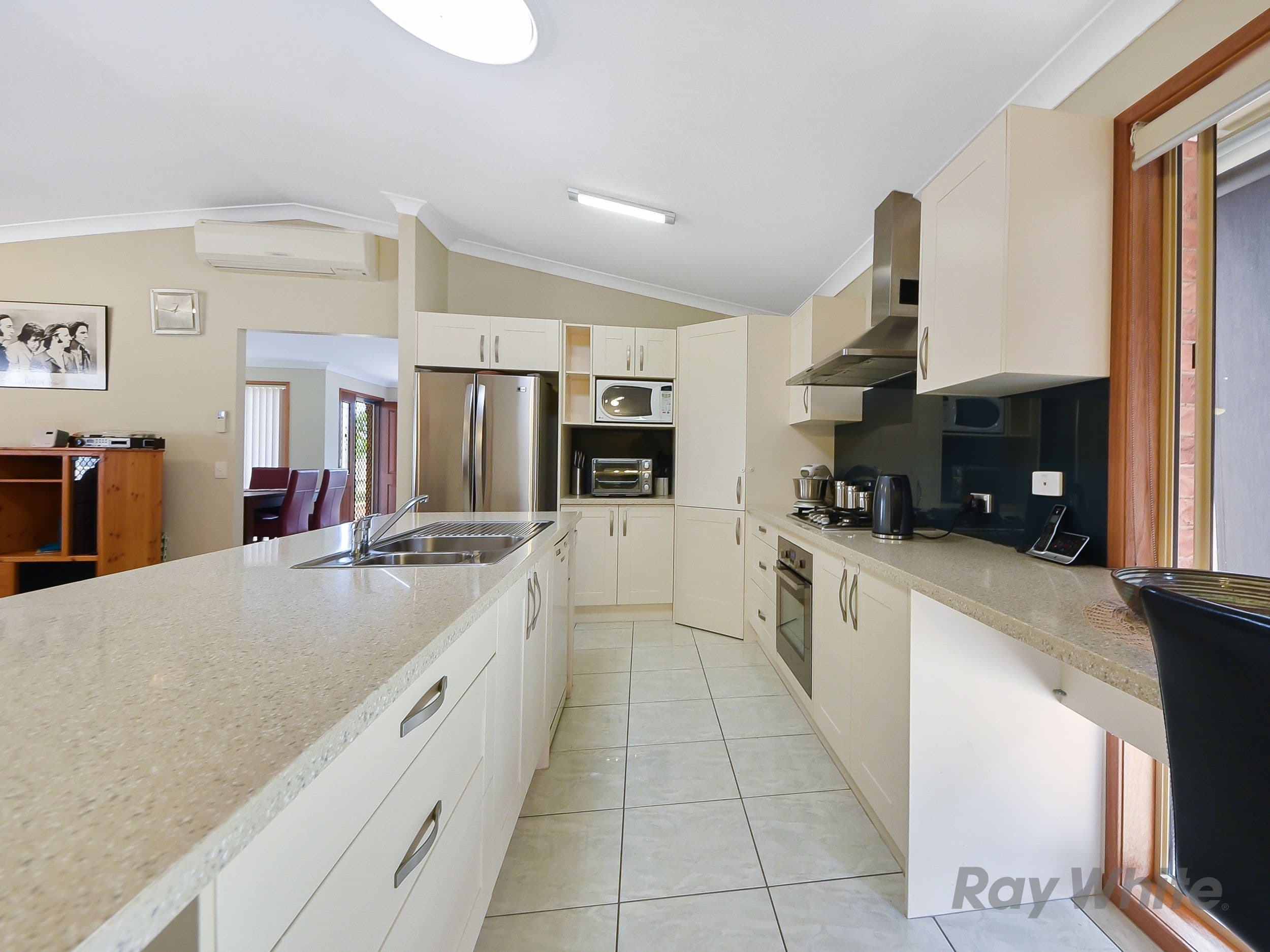 33 Enbrook Street, Bracken Ridge QLD 4017, Bracken Ridge - Thumbnail 4