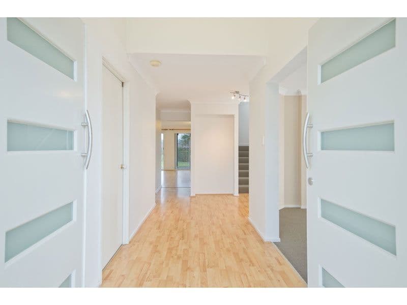 7 Trevallyn Place, UPPER KEDRON QLD 4055, Upper Kedron - Thumbnail 2