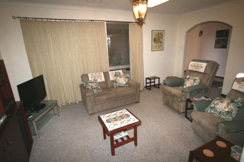 9 Shiel Way, HAMERSLEY WA 6022, Hamersley - Thumbnail 2