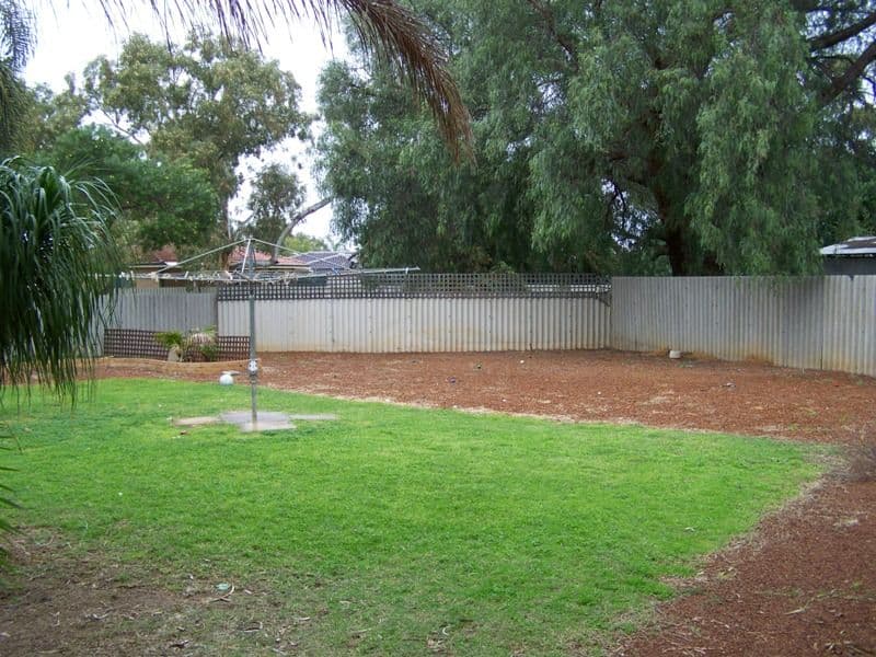 3 Melbourne Street, WAGGRAKINE WA 6530, Waggrakine - Thumbnail 8