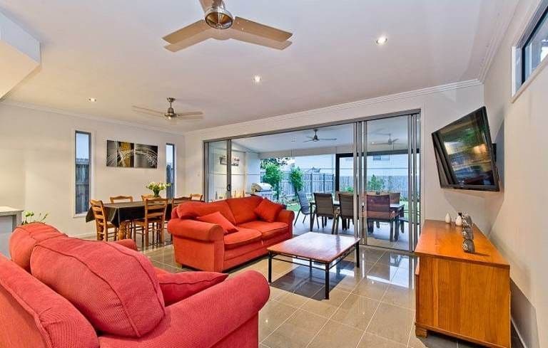 28 Pleystowe Crescent, HENDRA QLD 4011, Hendra - Thumbnail 4