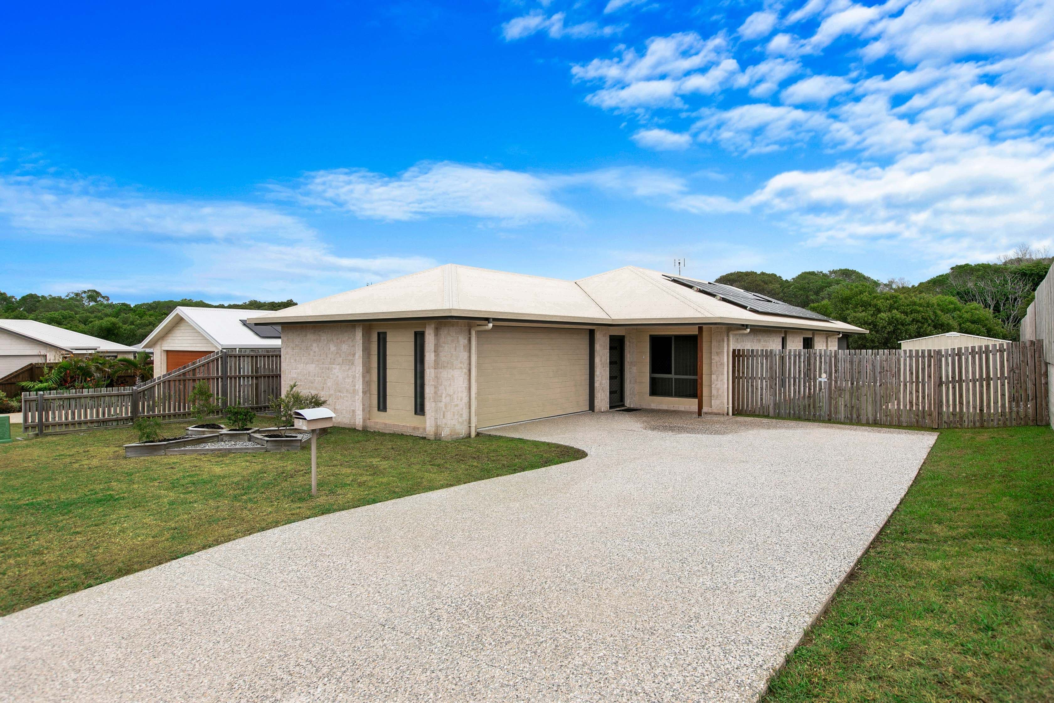 3 Banbury Court, Urraween QLD 4655, Urraween - Thumbnail 2