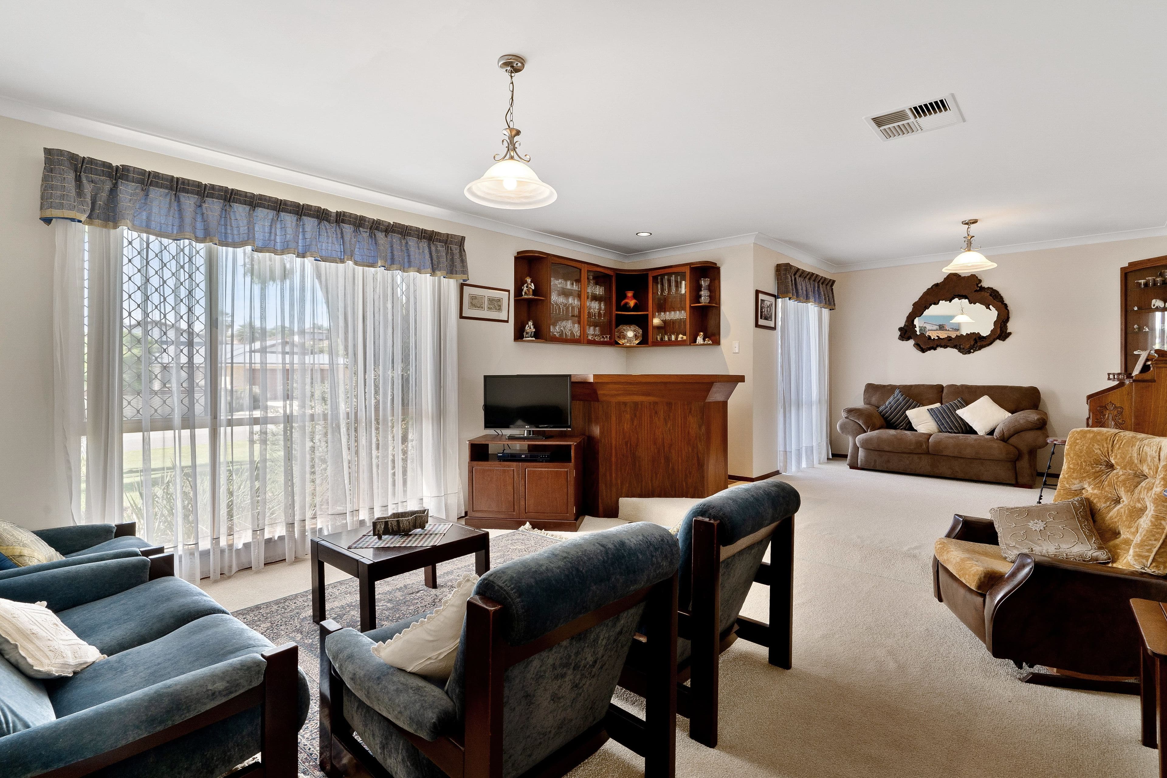 15 Cadogan Street, Kingsley WA 6026, Kingsley - Thumbnail 4
