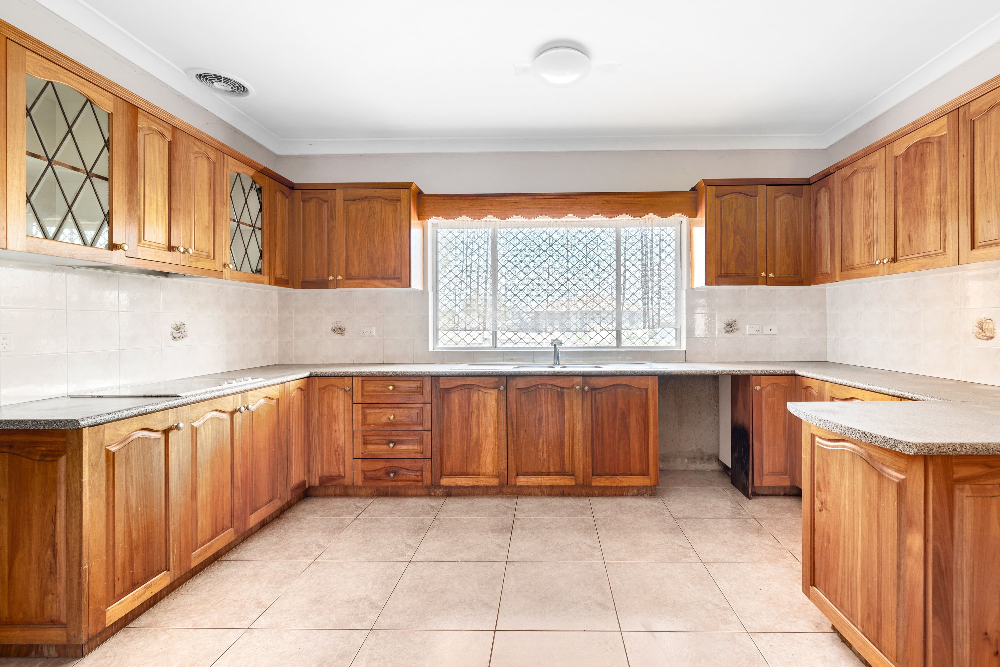 5 Glenfield Road, Glenfield NSW 2167, Glenfield - Thumbnail 6