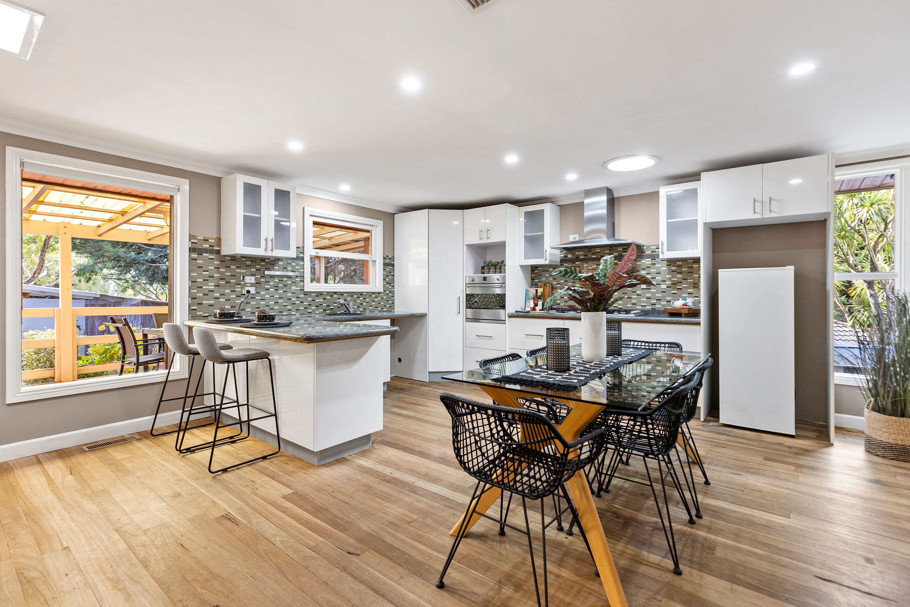 25 Monteith Crescent, Endeavour Hills VIC 3802, Endeavour Hills - Thumbnail 5