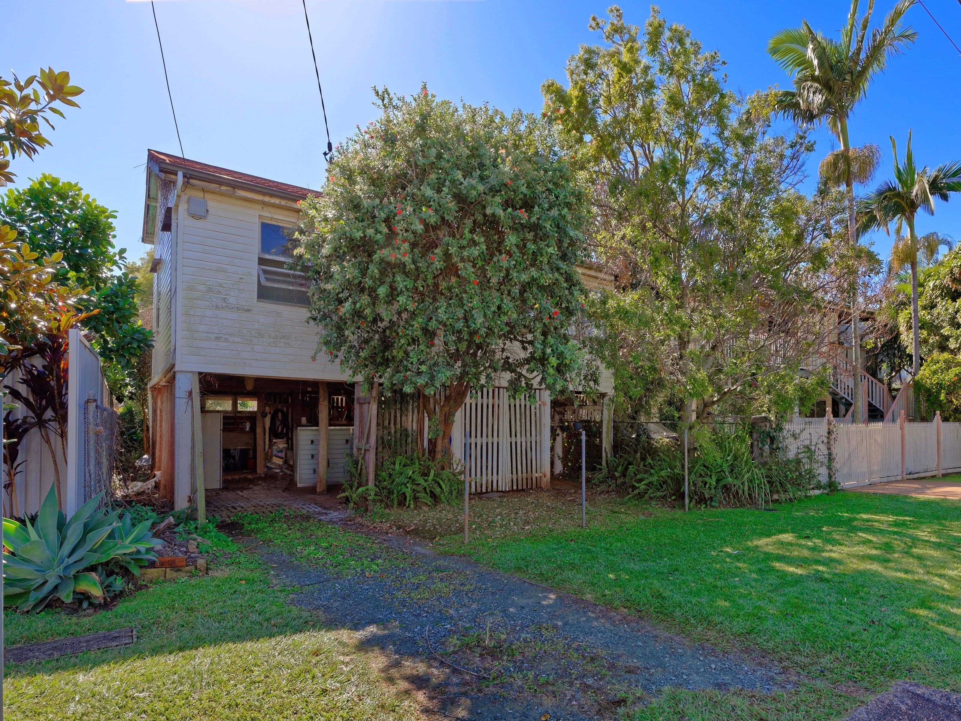 8 Dunns Terrace, Scarborough QLD 4020, Scarborough - Thumbnail 2