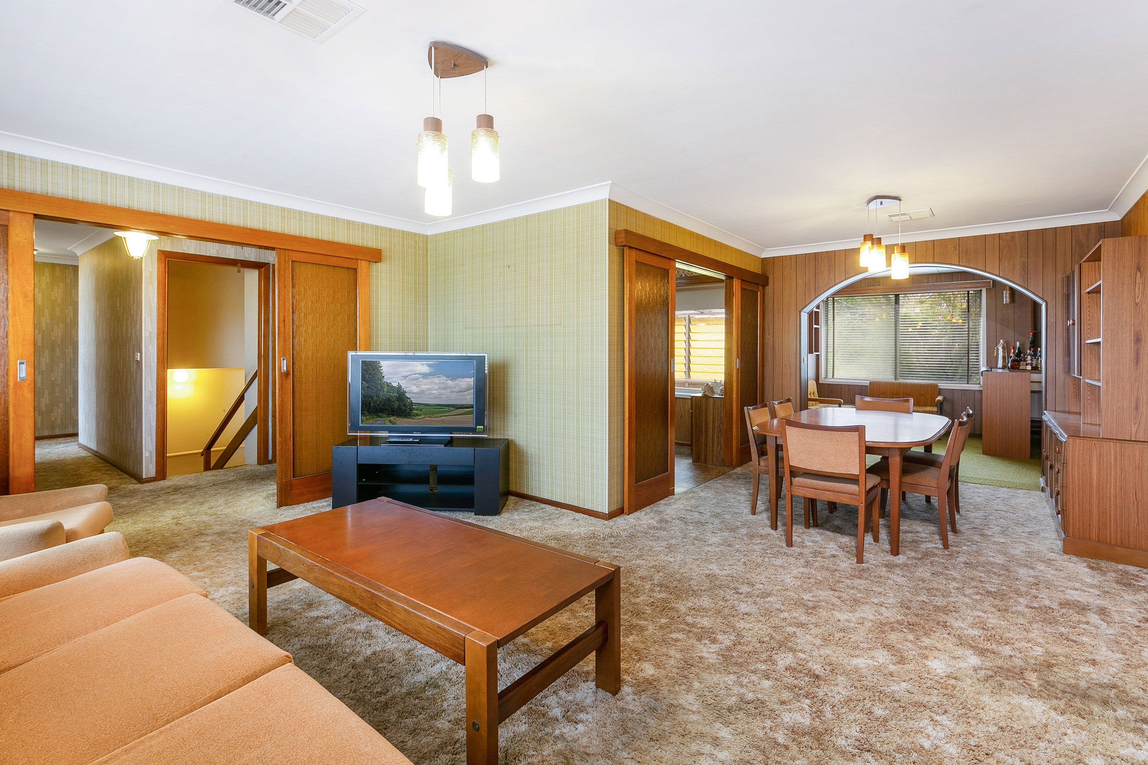 29 Saric Avenue, Georges Hall NSW 2198, Georges Hall - Thumbnail 2
