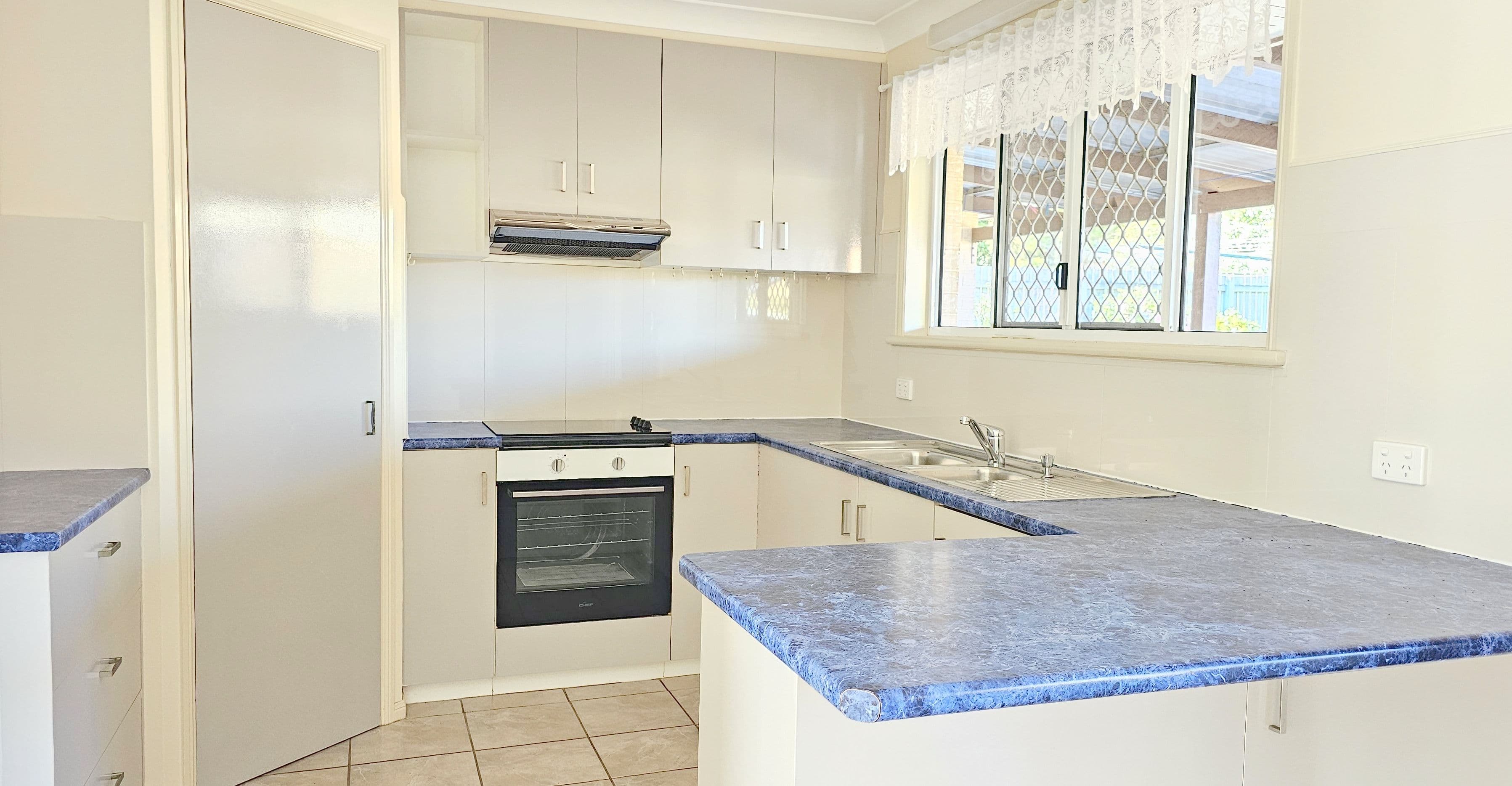 5 Lee Court, Crows Nest QLD 4355, Crows Nest - Thumbnail 3