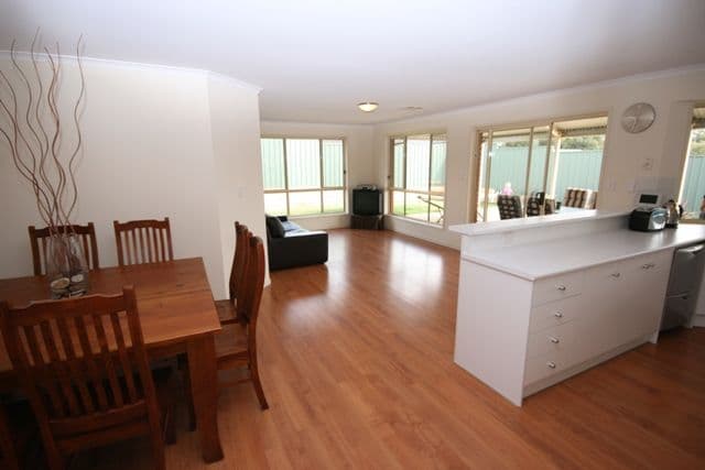 4 Trezise Way, CLARE SA 5453, Clare - Thumbnail 3