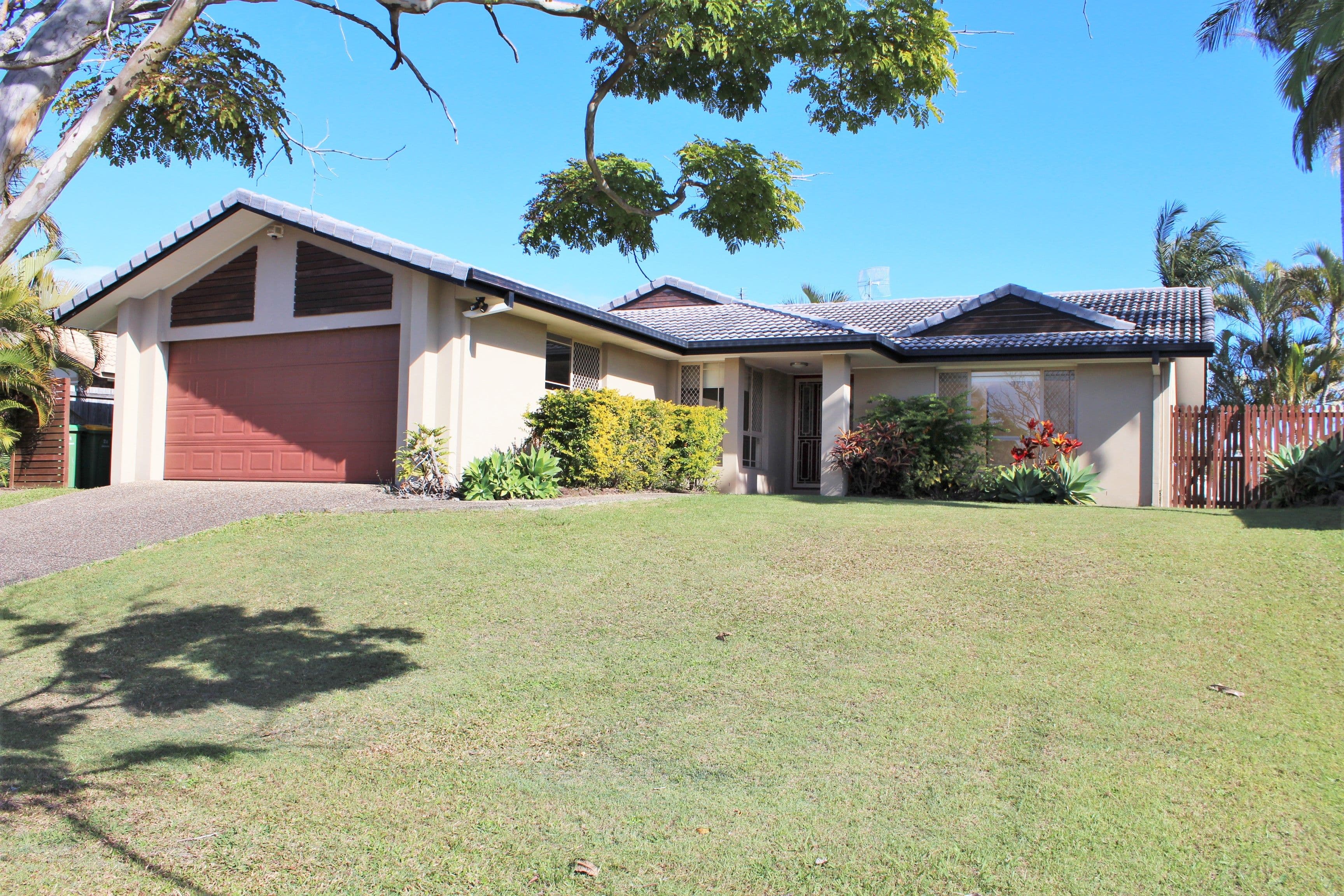 24 Oak Hill Crescent, Parkwood QLD 4214, Parkwood - Image 1