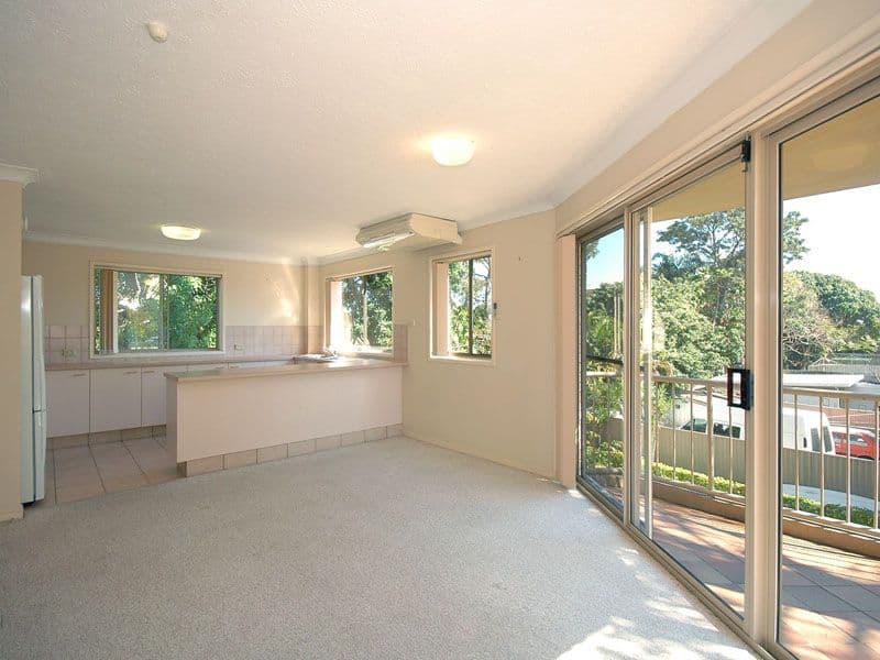 6 'Westside Apartments', 2032 Gold Coast Highway, MIAMI QLD 4220, Miami - Thumbnail 2