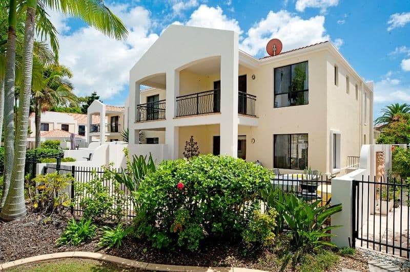 8891 Magnolia Drive East, HOPE ISLAND QLD 4212, Hope Island - Thumbnail 6