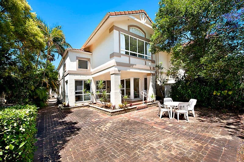 4909 Berkshire Crescent, SANCTUARY COVE QLD 4212, Sanctuary Cove - Image 1