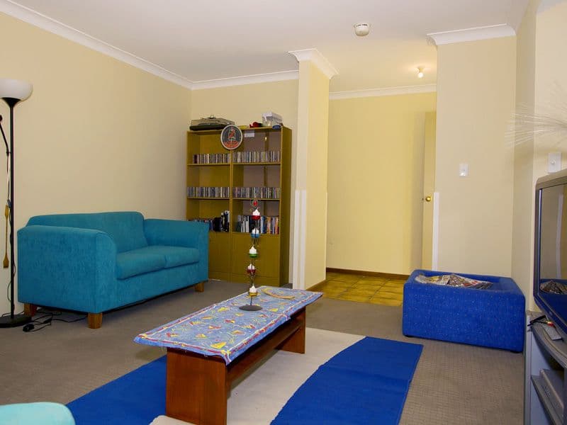 5 Pine Gardens, BALLAJURA WA 6066, Ballajura - Thumbnail 3