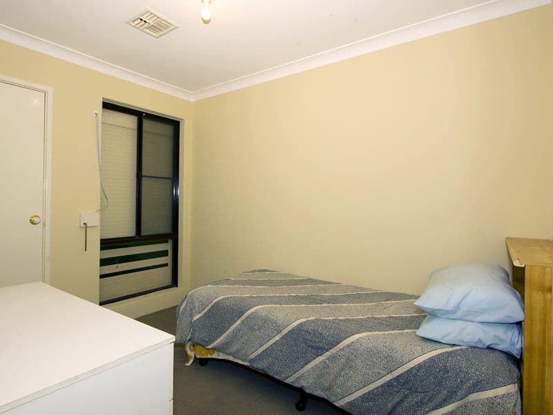 5 Pine Gardens, BALLAJURA WA 6066, Ballajura - Thumbnail 5