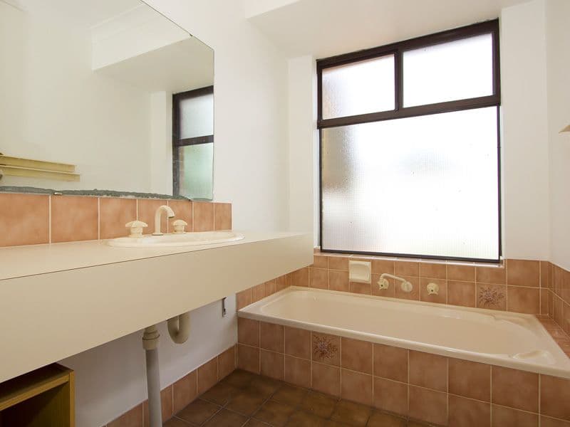 5 Pine Gardens, BALLAJURA WA 6066, Ballajura - Thumbnail 7