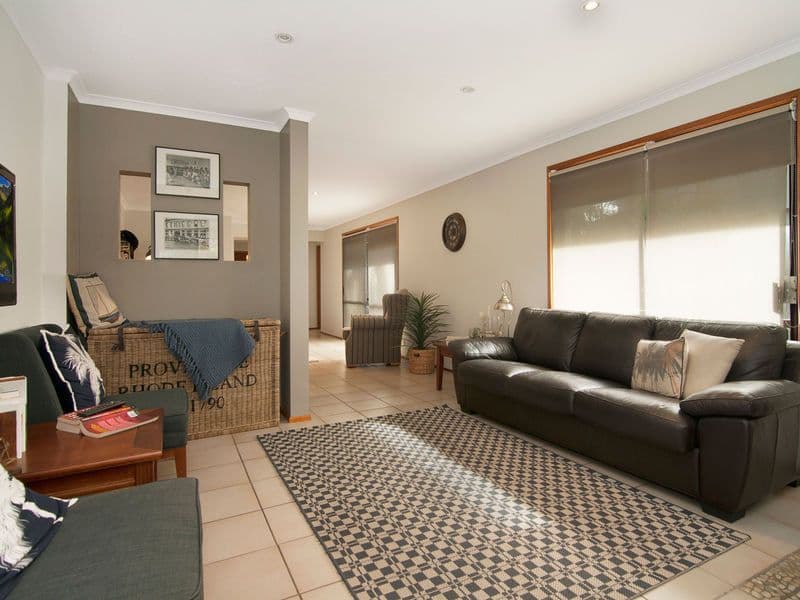 51 Hollywell Road, Biggera Waters QLD 4216, Biggera Waters - Thumbnail 7