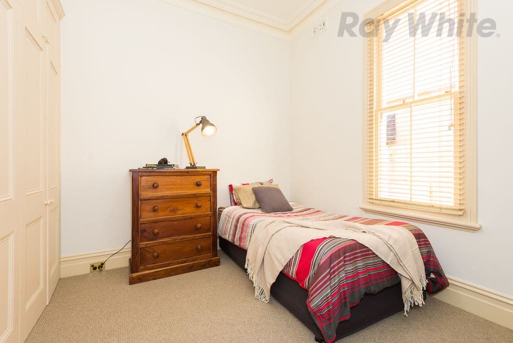 9 Bogan Street, Summer Hill - Thumbnail 8