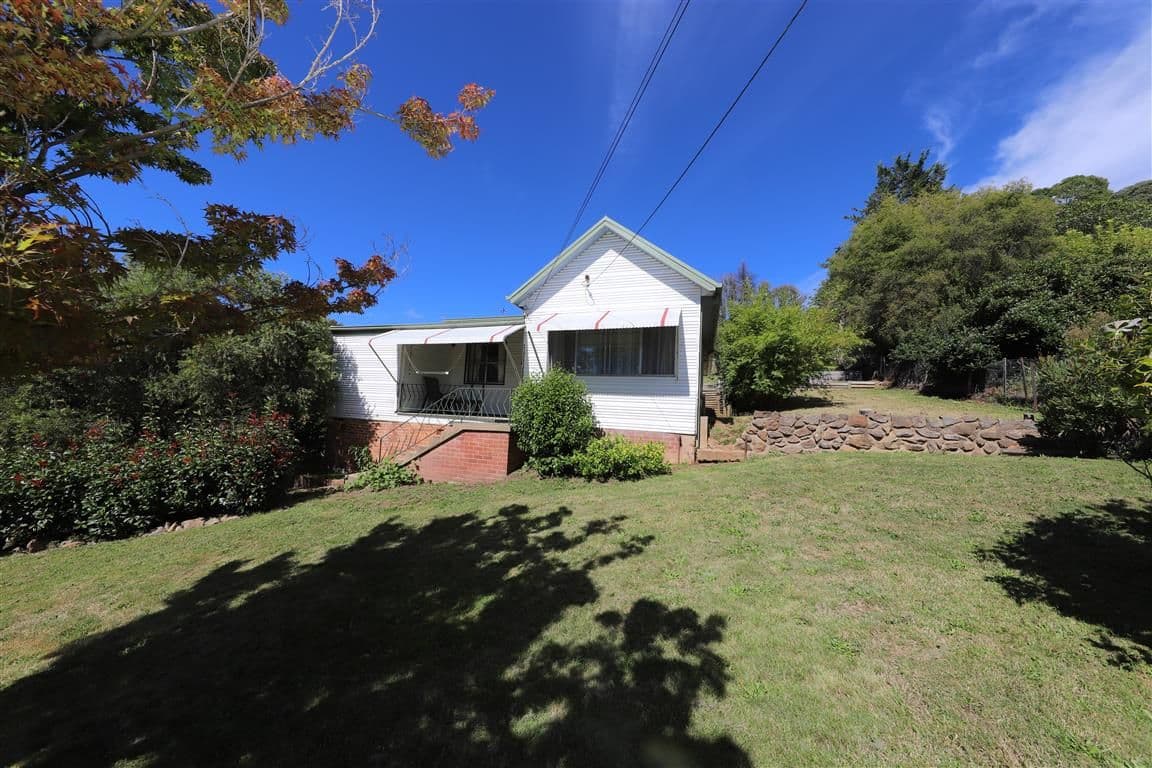 38 Bartlett Street, Batlow NSW 2730, Batlow - Image 1