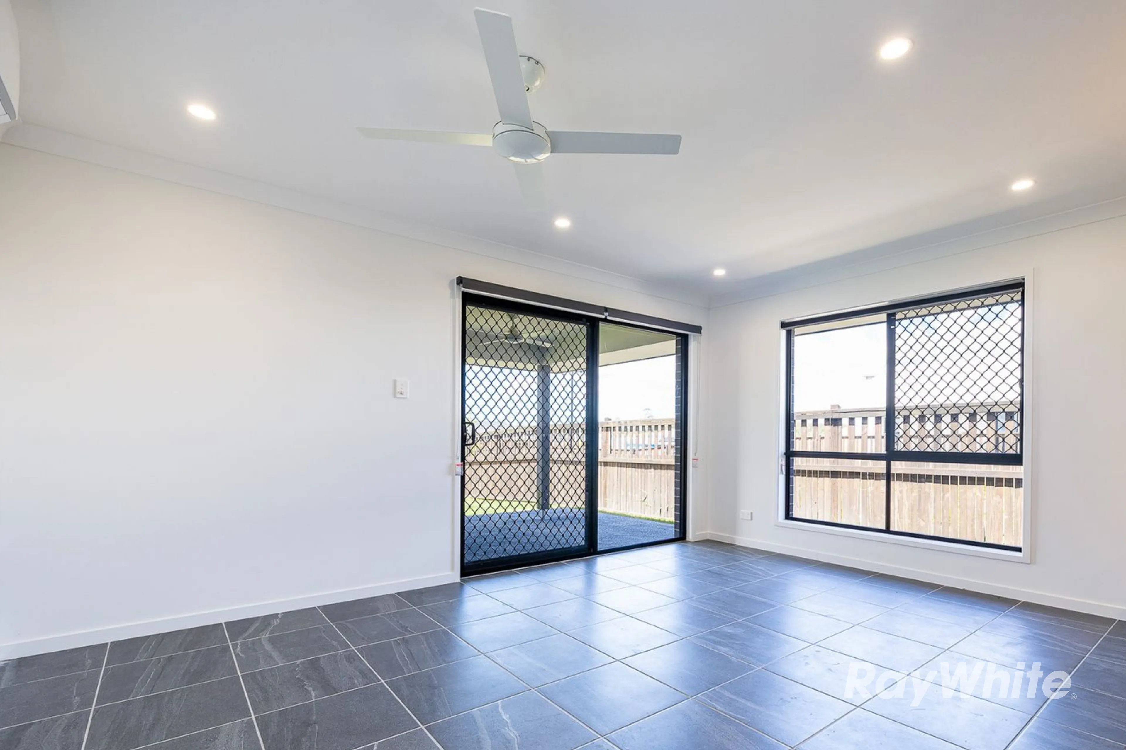 43 Liberty Drive, FLAGSTONE QLD 4280, Flagstone - Thumbnail 5