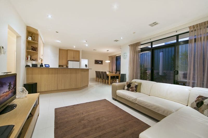 70 Walkleys Road, VALLEY VIEW SA 5093, Valley View - Thumbnail 5