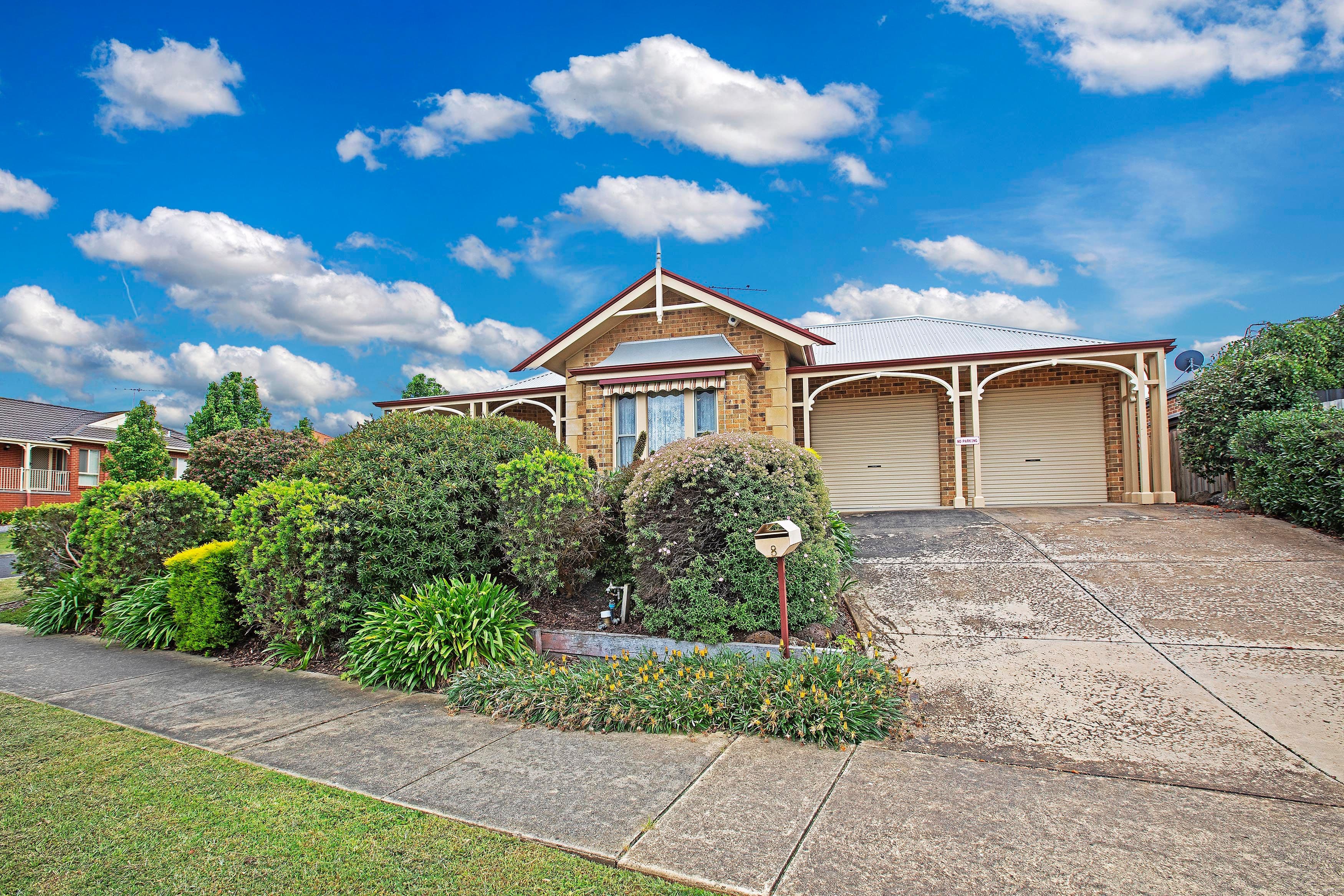 8 Molesworth Drive, Highton VIC 3216, Highton - Image 1