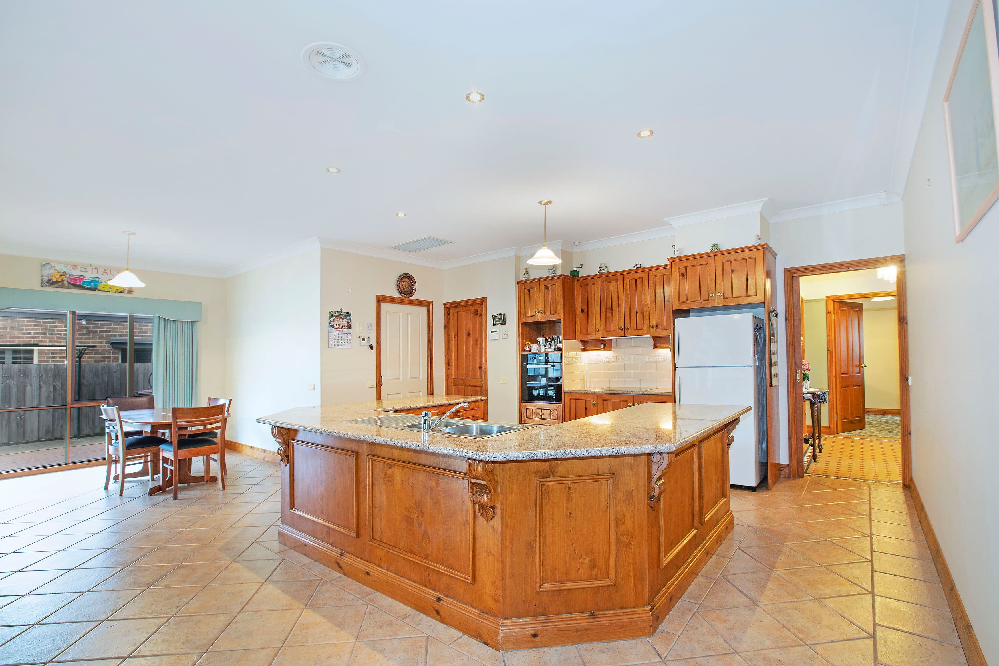 8 Molesworth Drive, Highton VIC 3216, Highton - Thumbnail 5