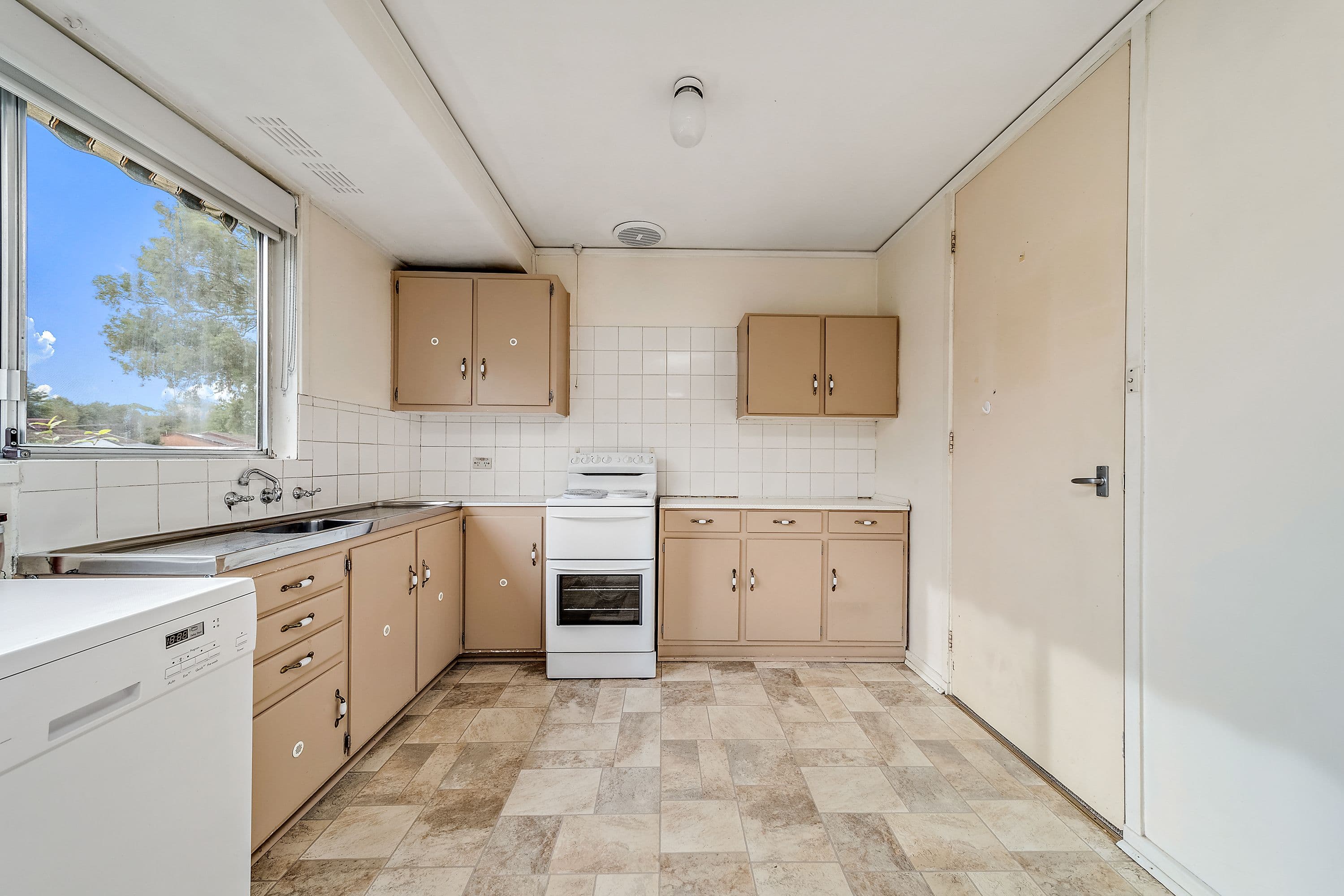 31 Grylls Crescent, Cook ACT 2614, Cook - Thumbnail 5