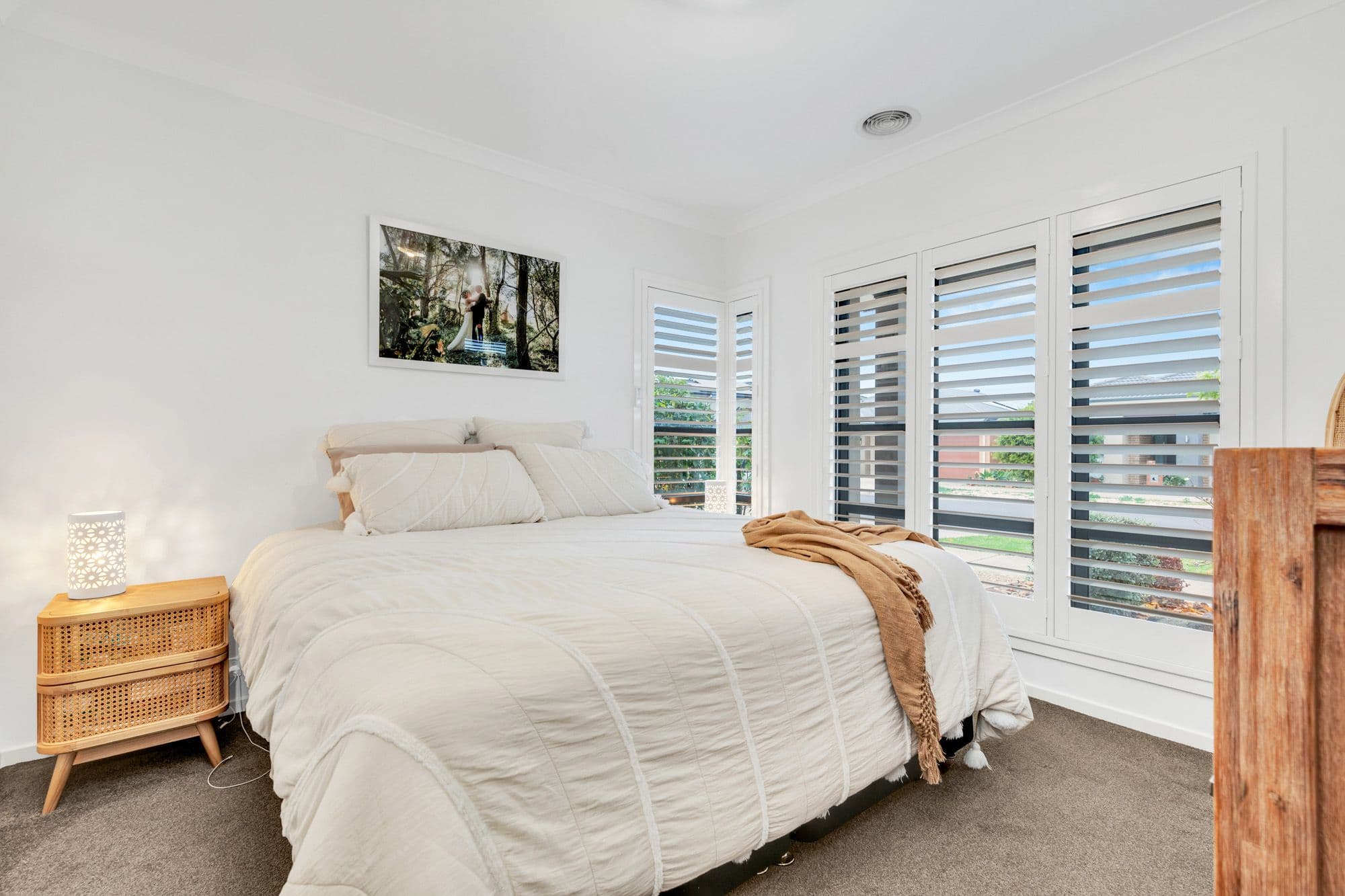 84 Clifton Circuit, Tarneit VIC 3029, Tarneit - Thumbnail 2