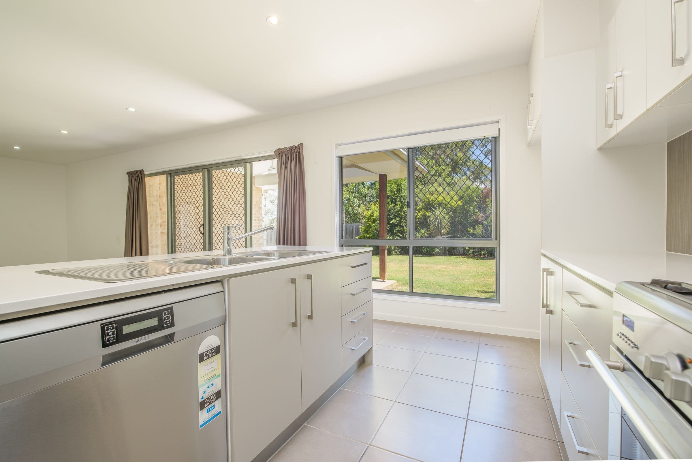 56 Iris Road, Kirkwood QLD 4680, Kirkwood - Thumbnail 4