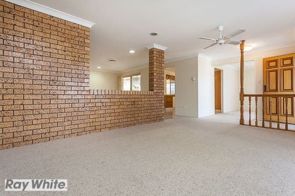 10 Vaucluse Street, PETRIE QLD 4502, Petrie - Thumbnail 4