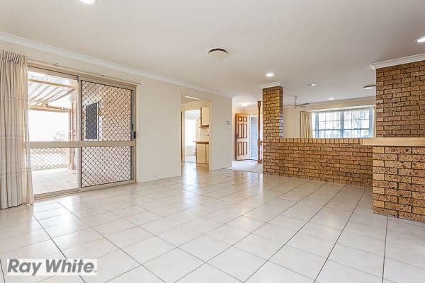 10 Vaucluse Street, PETRIE QLD 4502, Petrie - Thumbnail 5