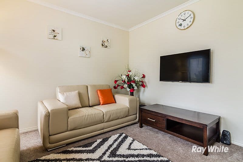 33 Copernicus Circuit, Cranbourne West VIC 3977, Cranbourne West - Thumbnail 3