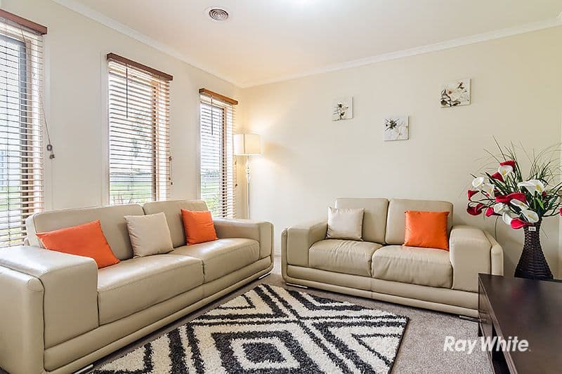 33 Copernicus Circuit, Cranbourne West VIC 3977, Cranbourne West - Thumbnail 4
