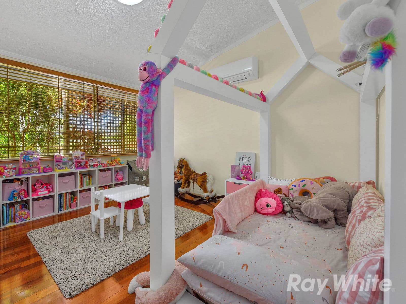 60 Pangeza Street, Stafford Heights QLD 4053, Stafford Heights - Thumbnail 8