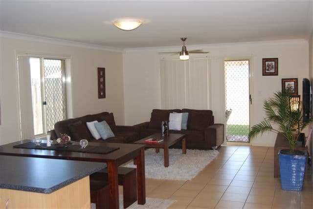 8 Hawthorne Street, FOREST LAKE QLD 4078, Forest Lake - Thumbnail 6