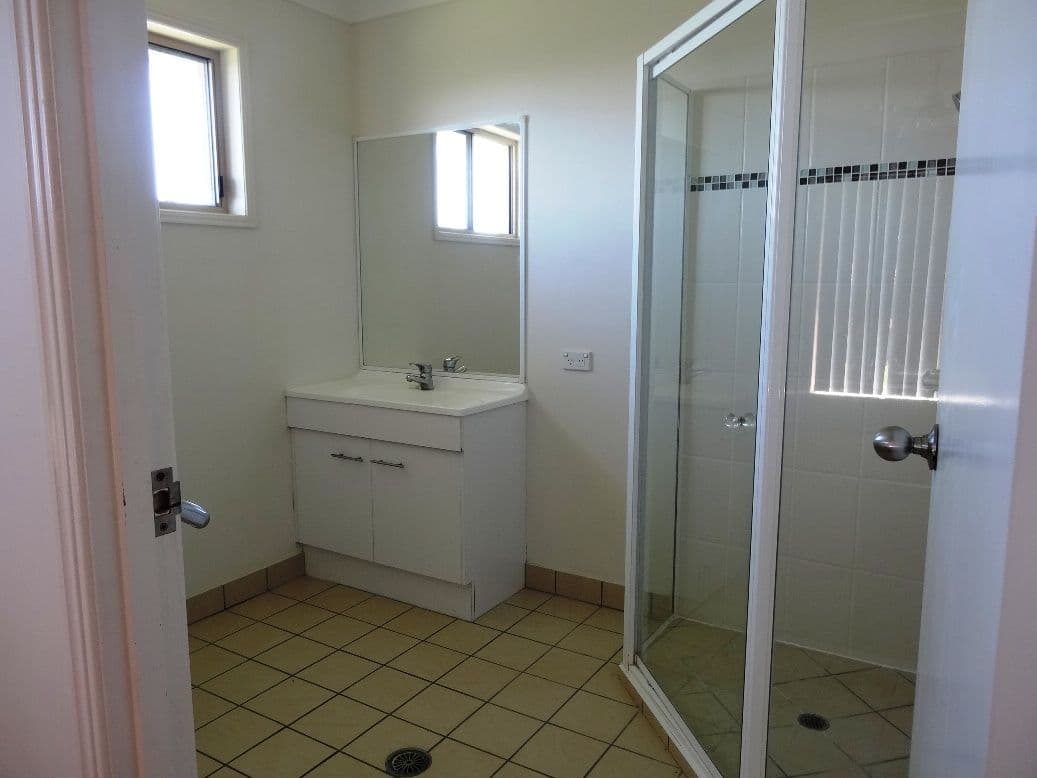 11 Leichhardt Street, Bargara QLD 4670, Bargara - Thumbnail 8