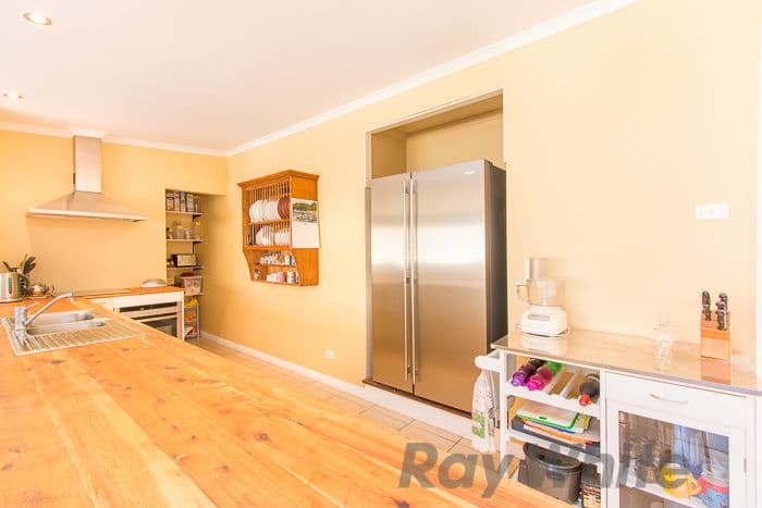 14 Davis Street, Speers Point - Thumbnail 6