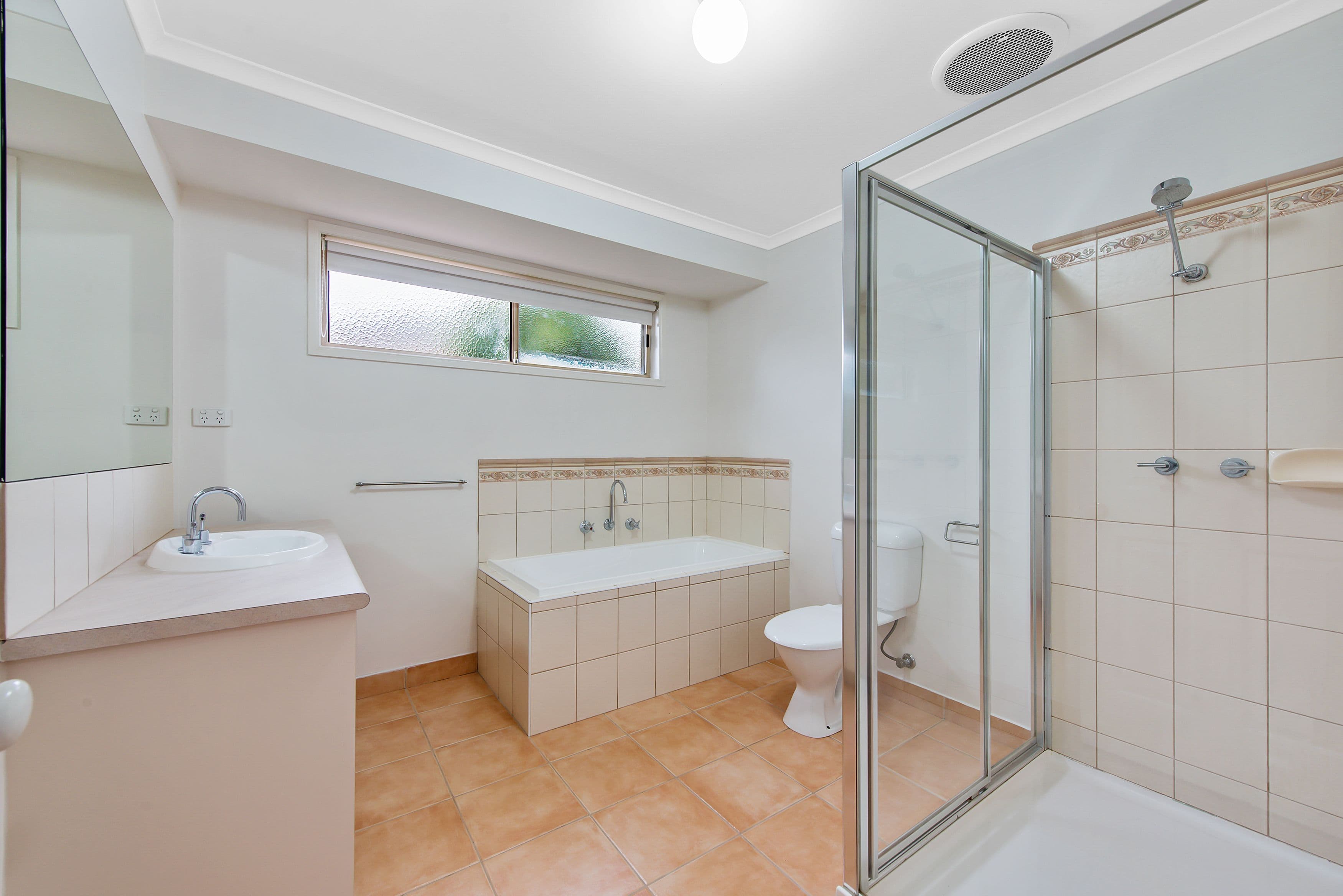 13 Ruthven Close, Hillside VIC 3037, Hillside - Thumbnail 5